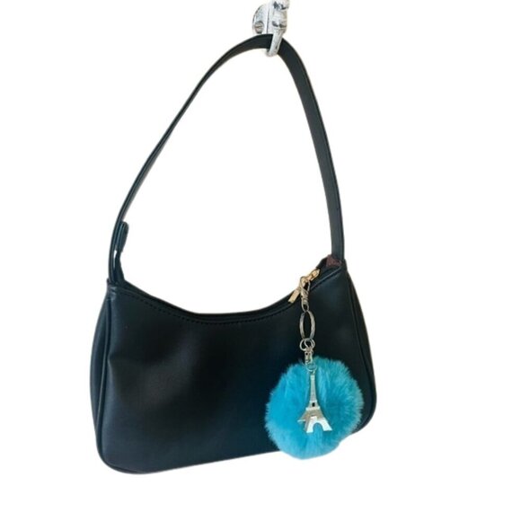 I Love โค๏ธ Paris | Eiffel Tower & Pompom Handmade Craft Keychain ๐ - Picture 16 of 16